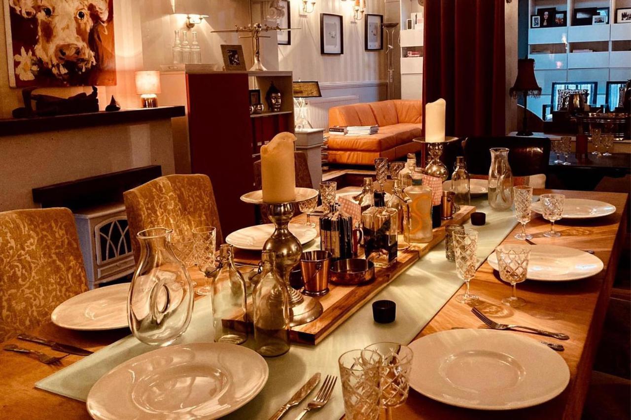 Malin Townhouse Guest House Екстериор снимка